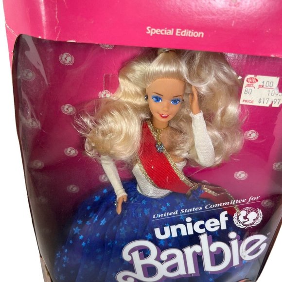 Vintage 1989 Unicef Barbie Doll Special Edition Blonde Blue Eyes NRFB - Picture 3 of 14